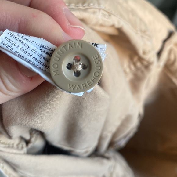 Mountain Warehouse Country to Coast tan khaki shorts with pockets size 10 - Picture 9 of 10
